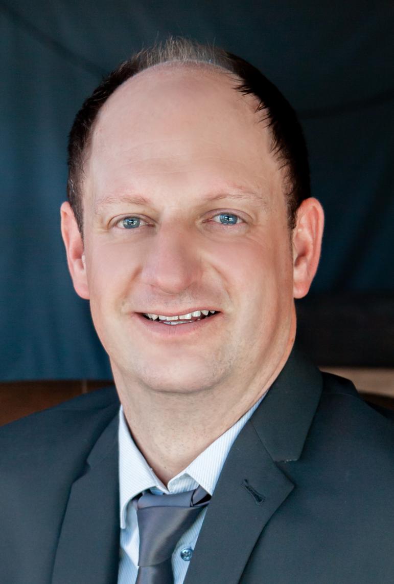 Prof Martin Botha