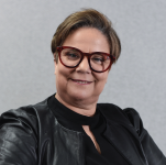 Prof Verona Leendertz Prof Verona Leendertz