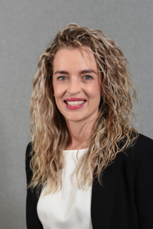 Carli Bezuidenhout